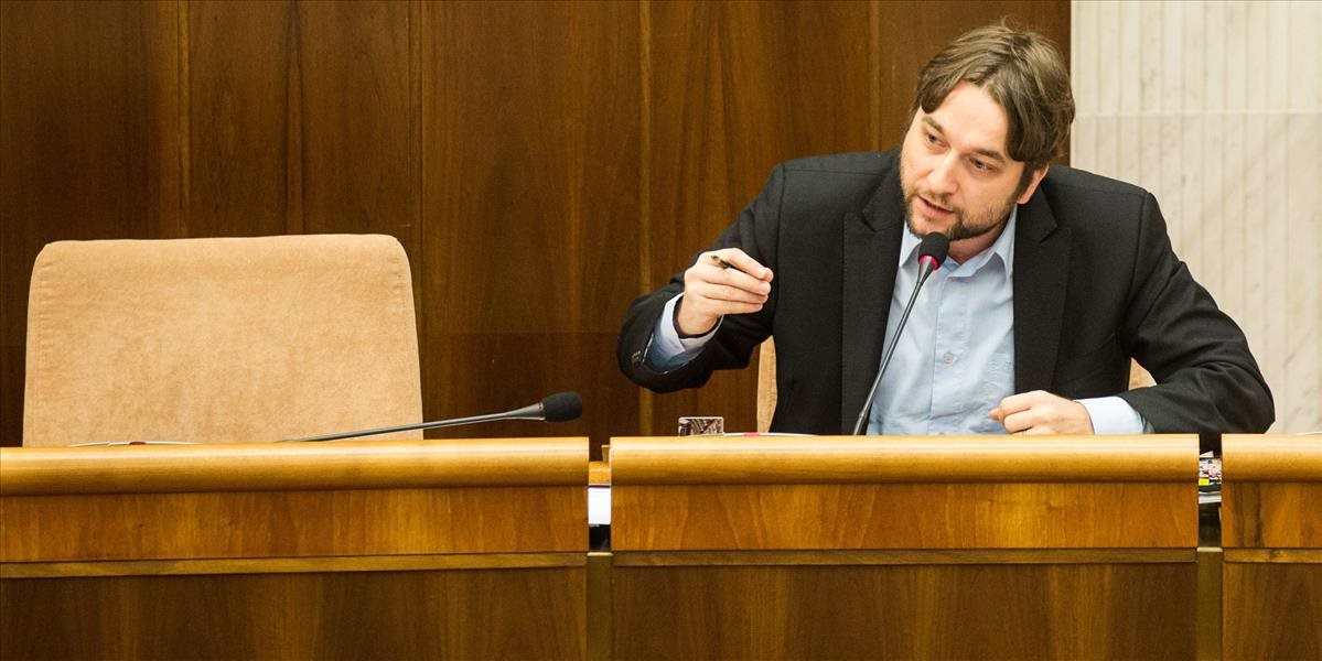 Komisia na boj proti fašizmu bude rokovať o výrokoch poslancov