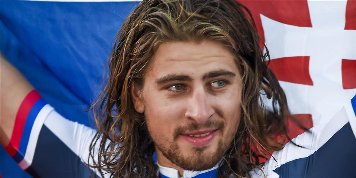 Peter Sagan vhodí úvodné buly na zápase Žilina - Zvolen