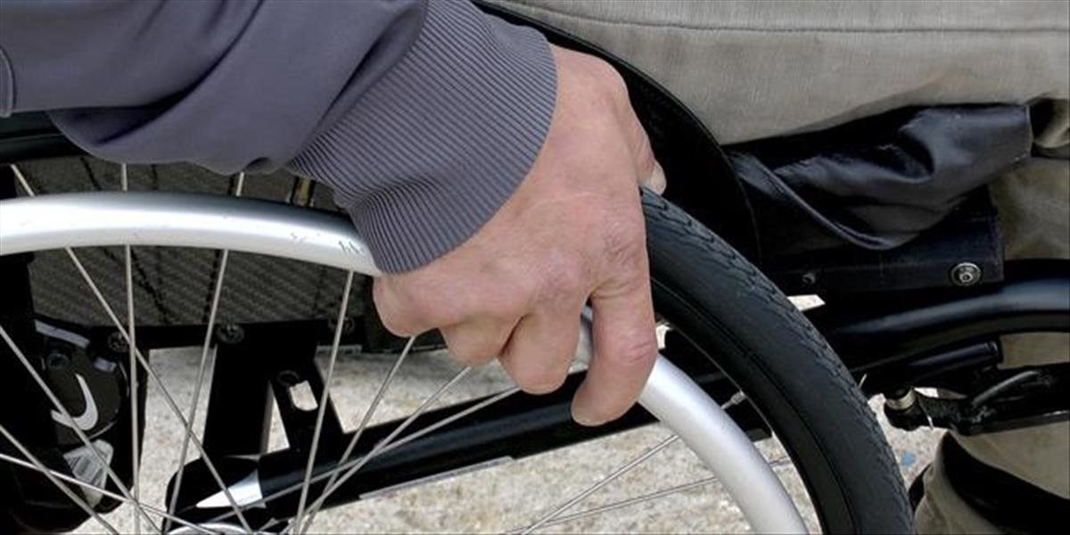 Príspevok na opatrovanie ťažko postihnutých vzrastie o 27,10 eura mesačne