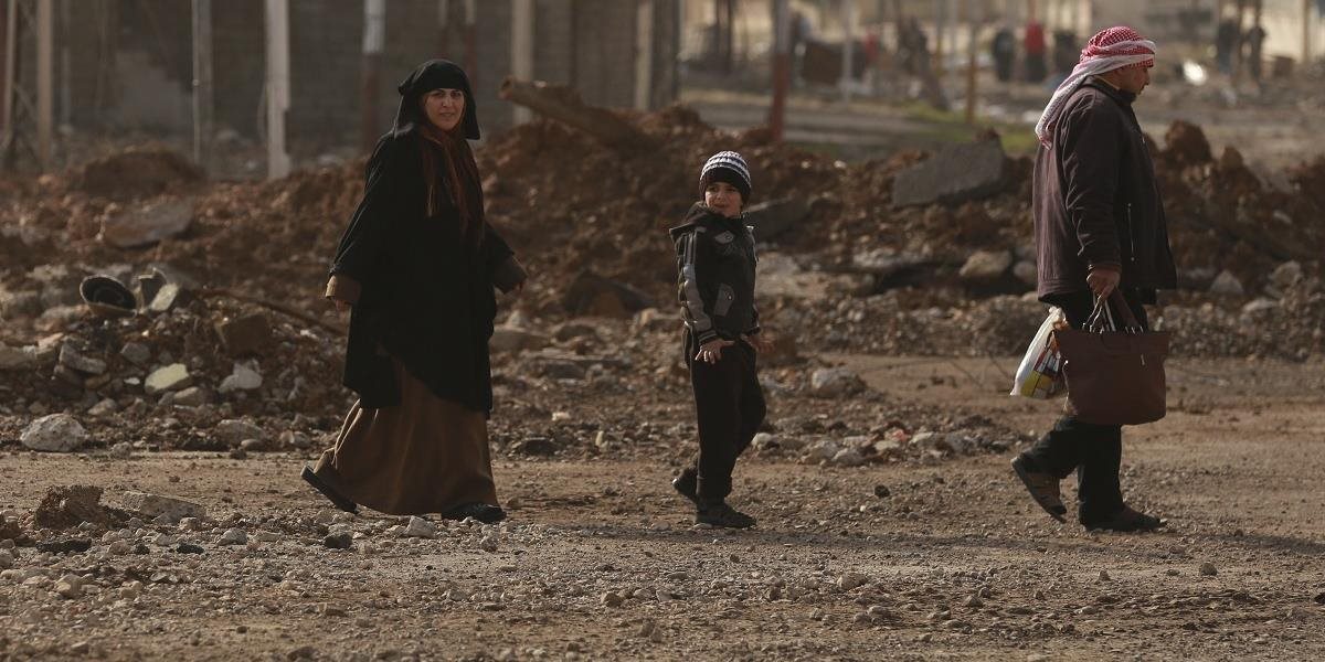 Z irackého Mósulu utieklo od októbra vyše stotisíc ľudí