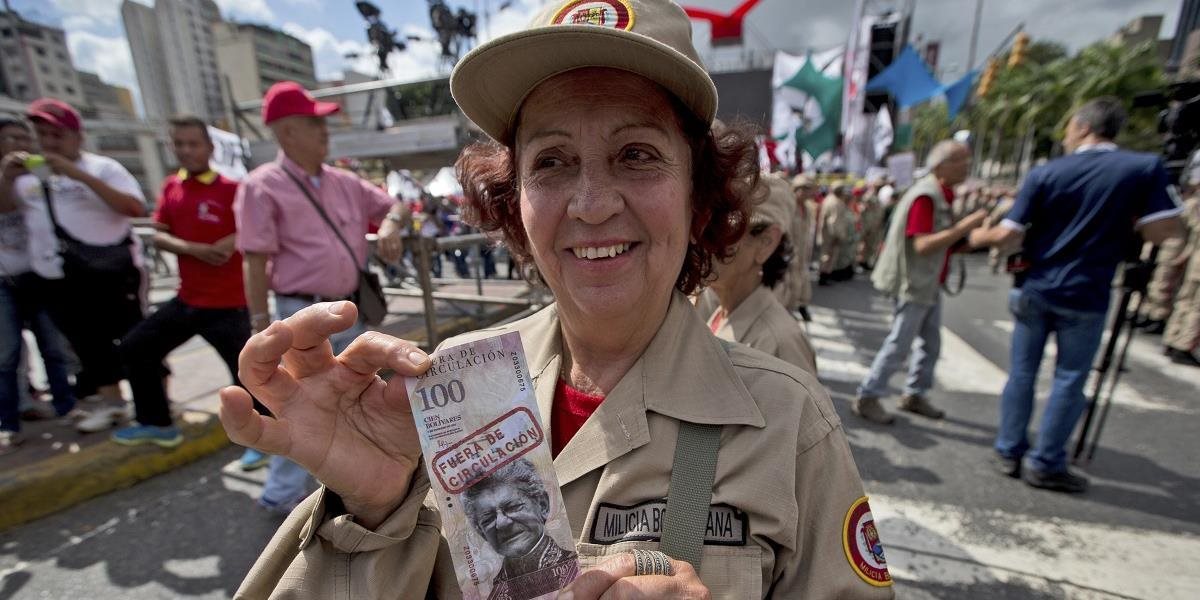 Venezuelská vláda sa rozhodla predĺžiť používanie 100-bolívarovej bankovky