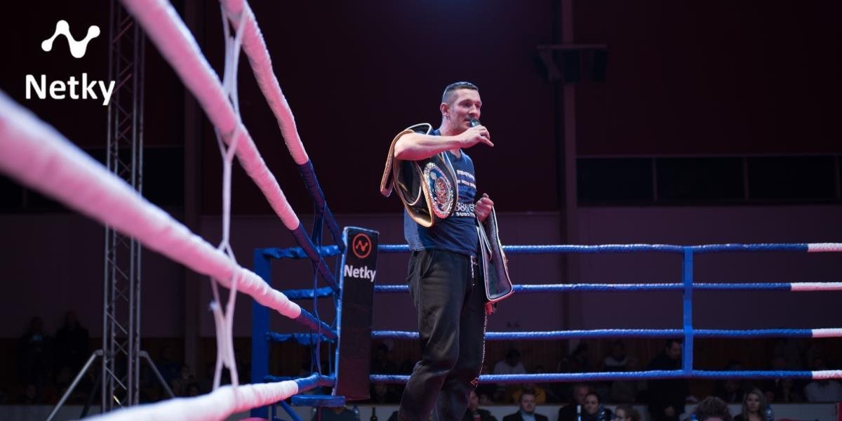 VIDEO Boxer Tomi KID Kovács sa so slzami v očiach rozlúčil s aktívnou kariérou
