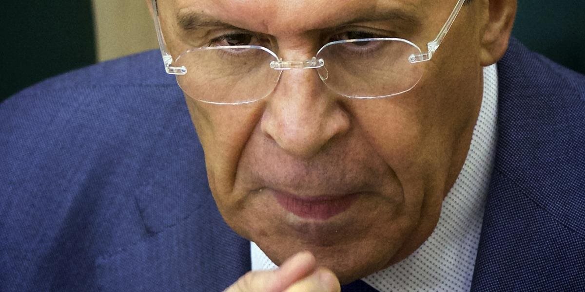 Ruský parlament vyzýva na zvýšené bezpečnostné opatrenia pre diplomatov