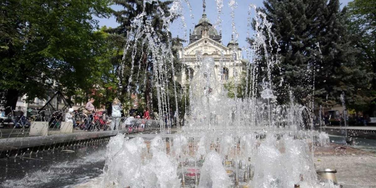 V Košiciach obvinili dvoch mužov, ukradli prístroje k hrajúcej fontáne