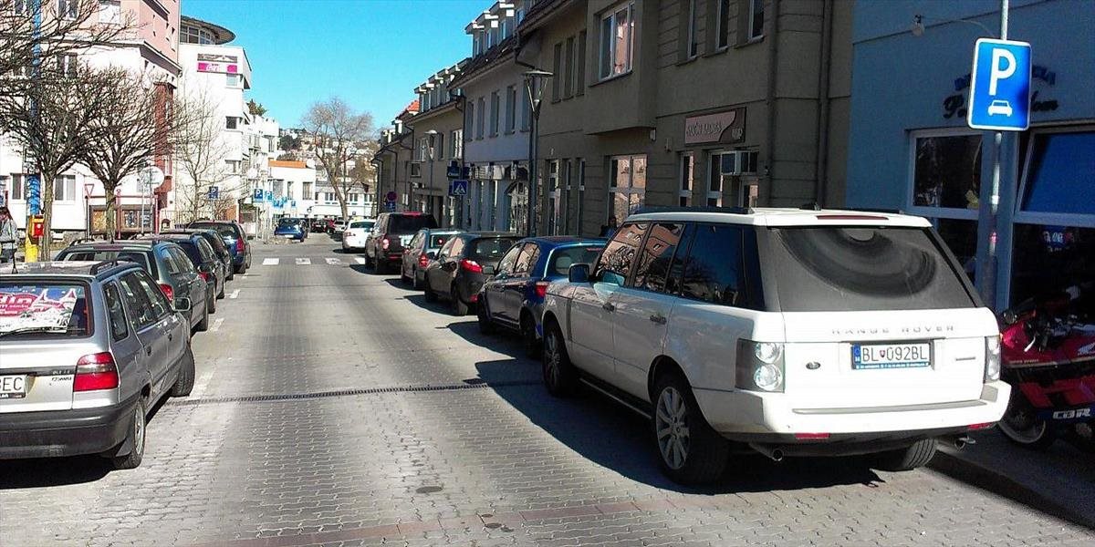Ako bude vyzerať parkovanie v Starom Meste, sa ešte nevie