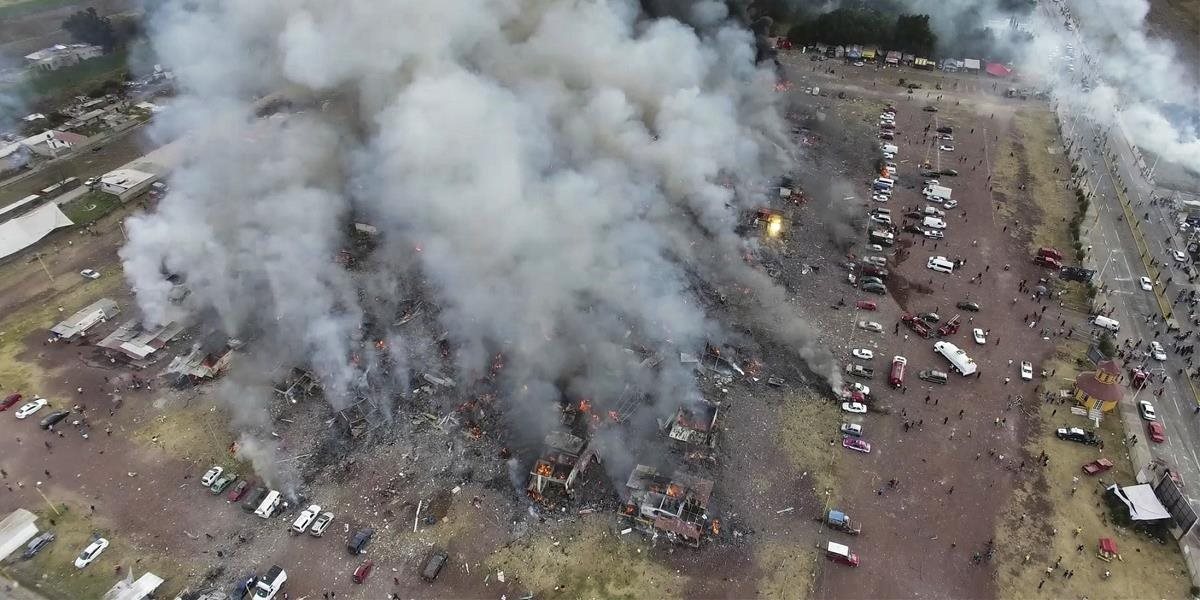 Počet obetí výbuchu na trhu s pyrotechnikou vzrástol na 36
