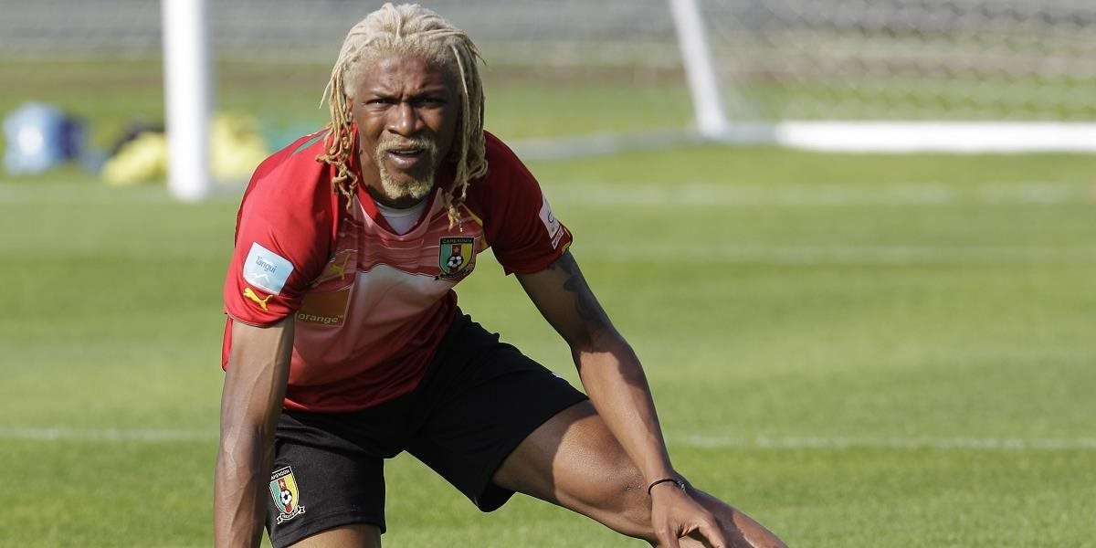 Bývalý futbalový reprezentant Rigobert Song vďačí za život svojmu psovi