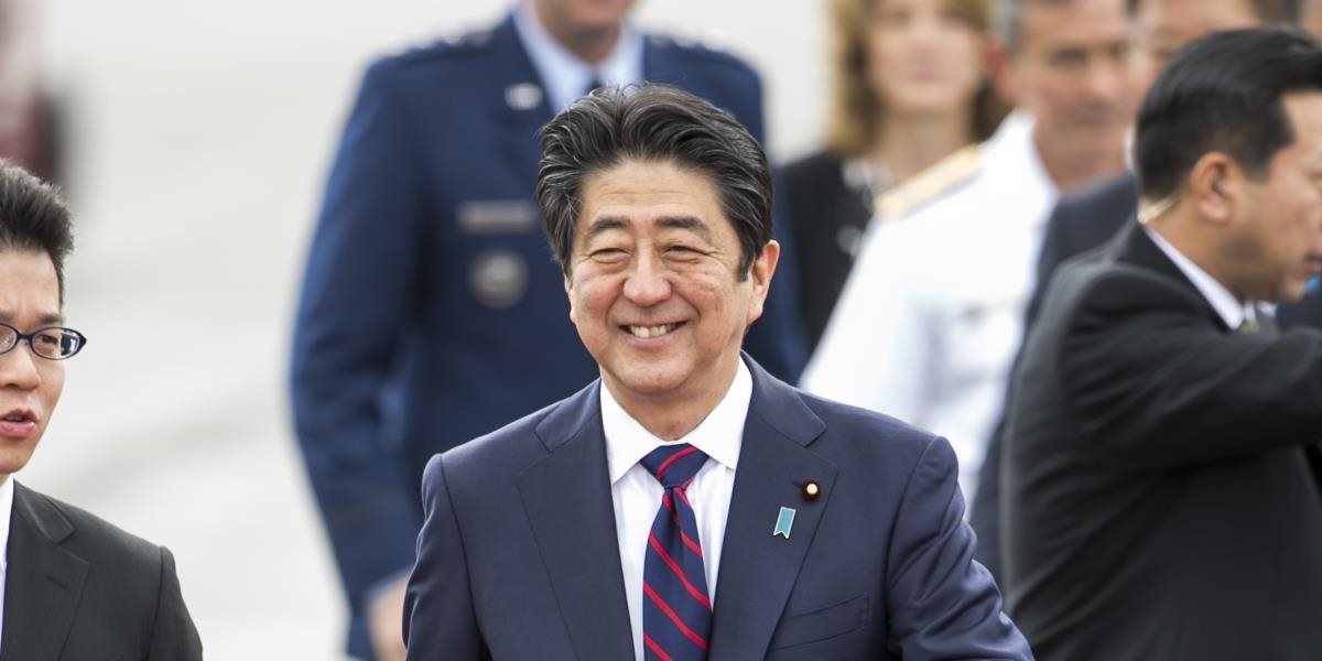Japonský premiér pricestoval na Havaj pred návštevou základne Pearl Harbor