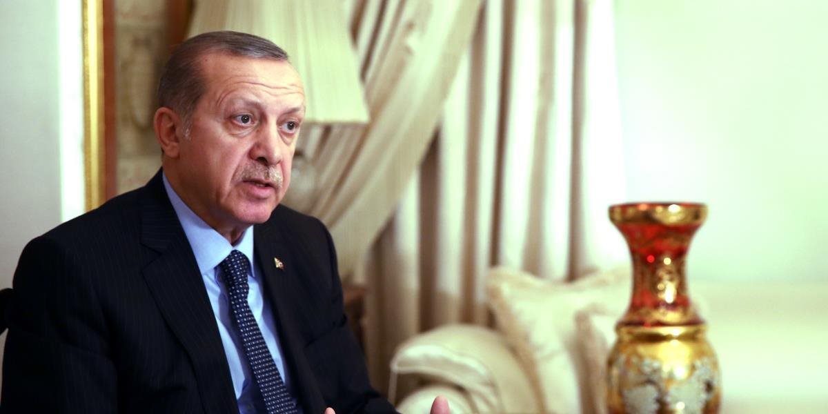 Erdogan: Saudská Arábia a Katar by mali byť na rokovaniach o mieri v Sýrii