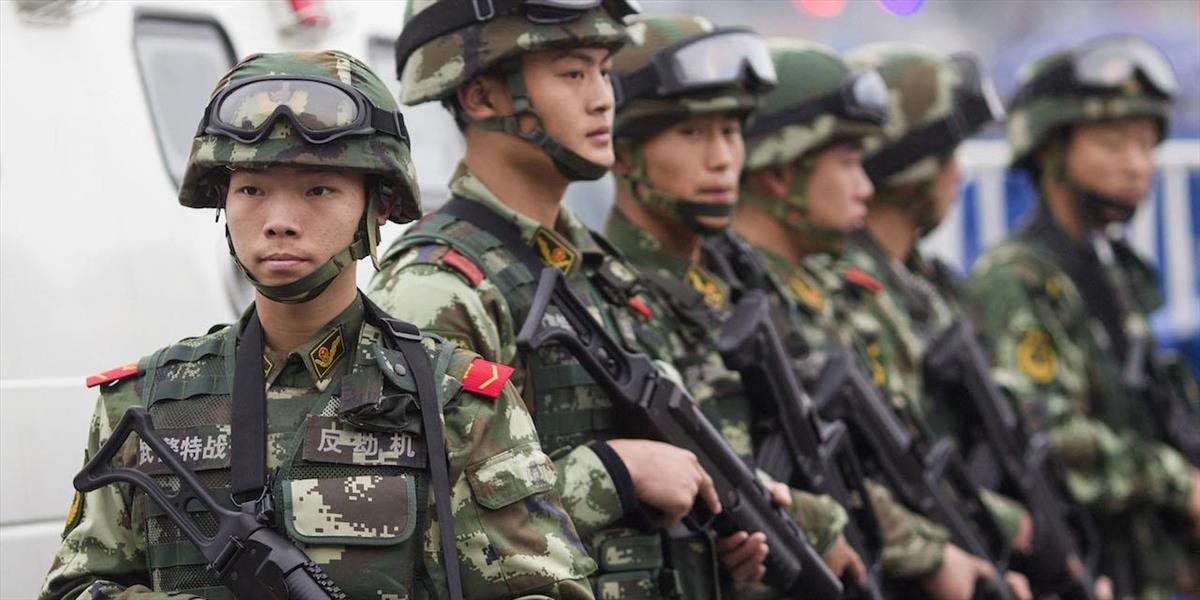 Čínska polícia zastrelila štyroch ľudí pri "teroristickom útoku"
