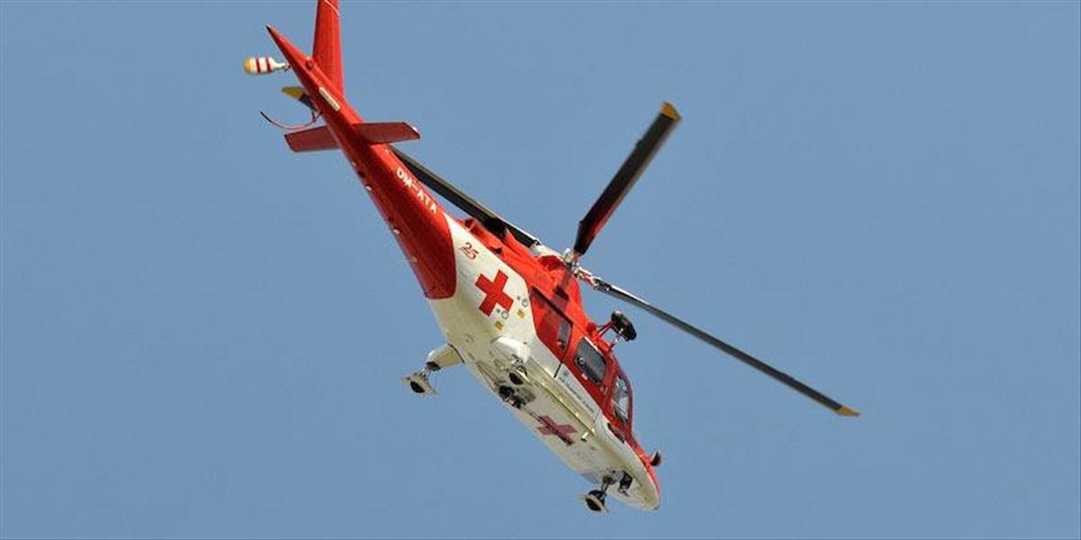 Počas poľovačky zasiahla 40-ročného muža do nohy guľka, zachraňoval ho vrtuľník