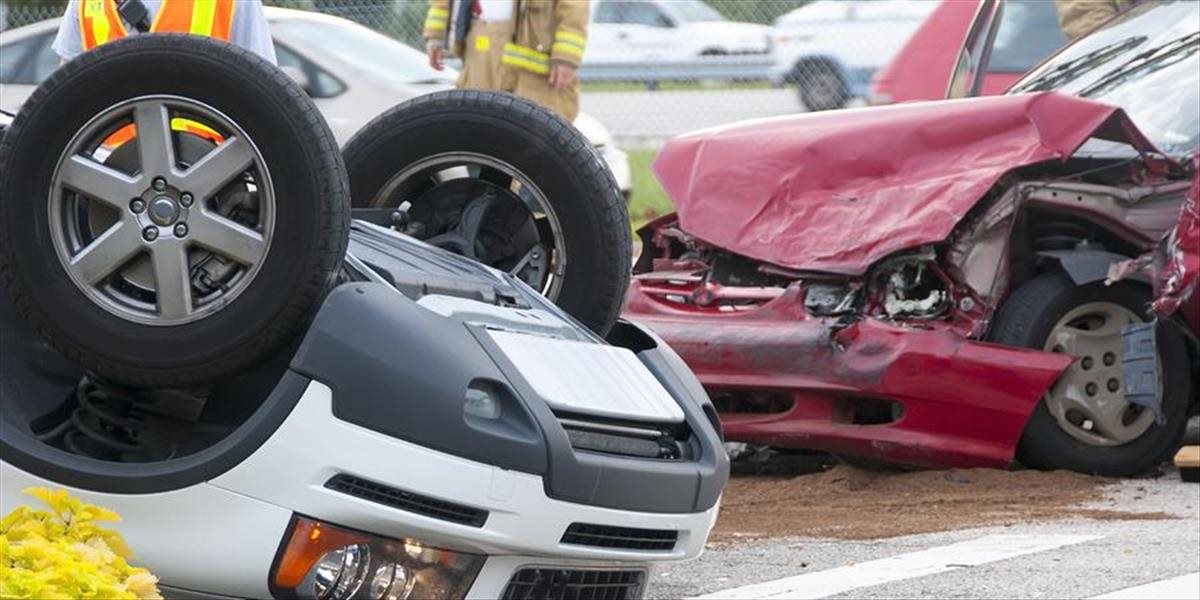 Pri reťazovej havárii v Bavorsku zahynulo šesť ľudí