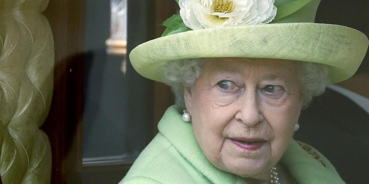 Kráľovná Alžbeta II. sa pre chorobu nezúčastnila novoročnej bohoslužby