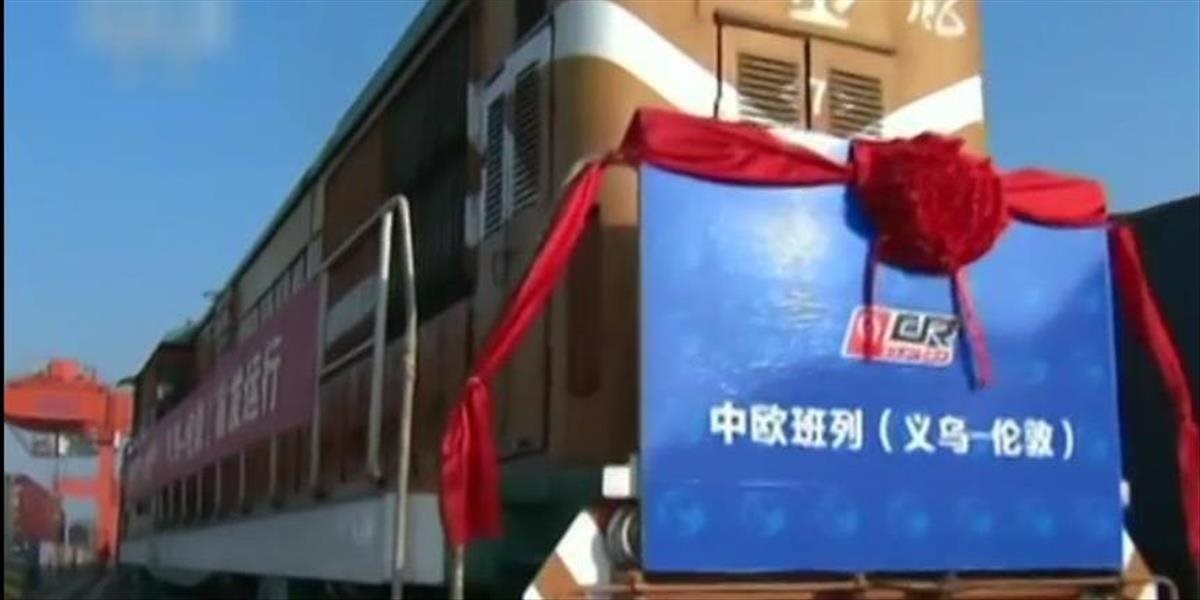 VIDEO Čína vyslala prvý nákladný vlak do Londýna, jeho cesta potrvá 18 dní