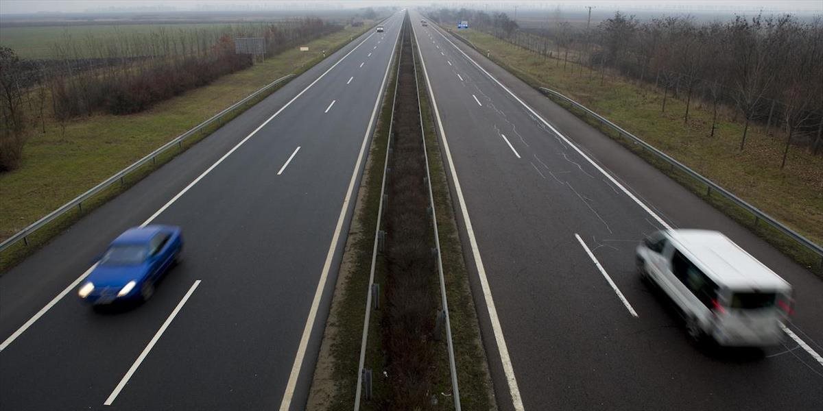 Pre opravu spadnutého elektrického vedenia uzatvoria maďarskú diaľnicu M7