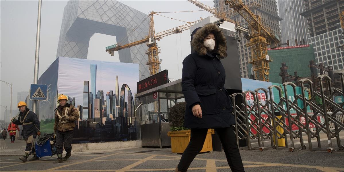 Peking vytvára novú environmentálnu políciu na boj so smogom