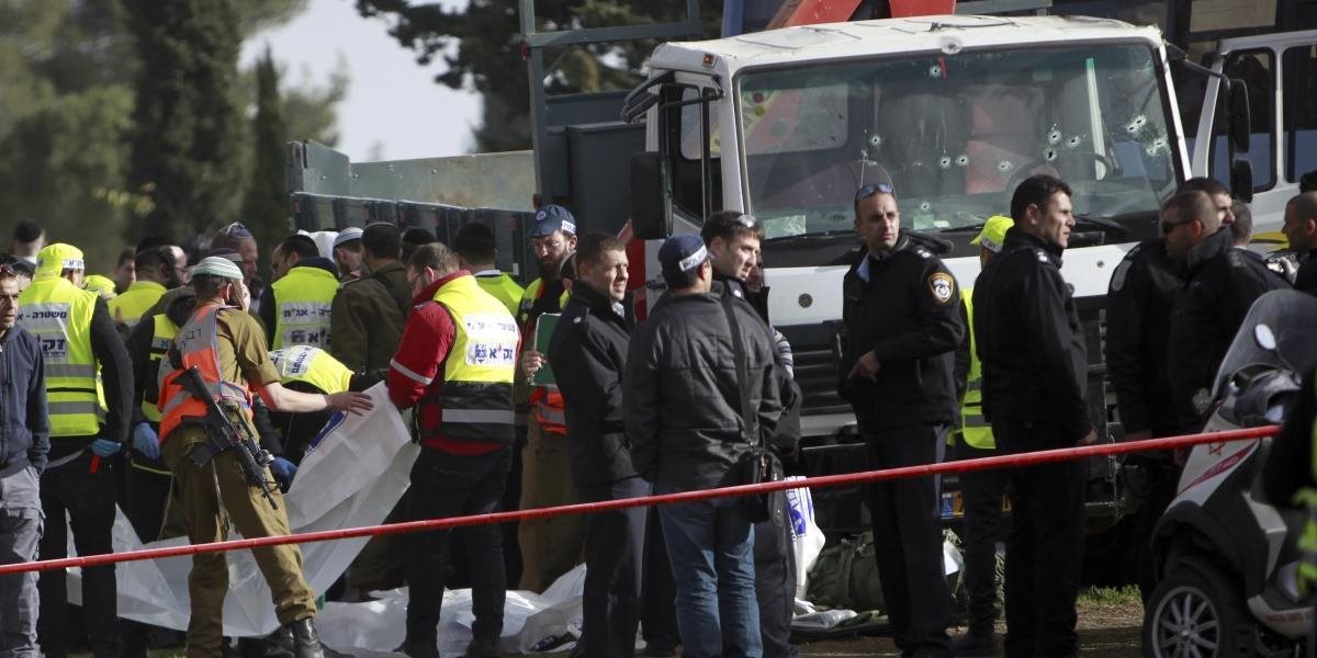 Izraelská polícia zatkla deväť podozrivých v prípade útoku kamiónom na vojakov