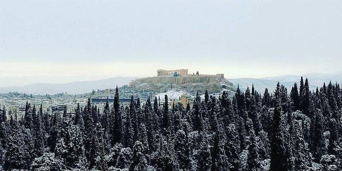 FOTO a VIDEO Zima v Grécku: Akropolu pokryl sneh, na Kréte 15-stupňový mráz