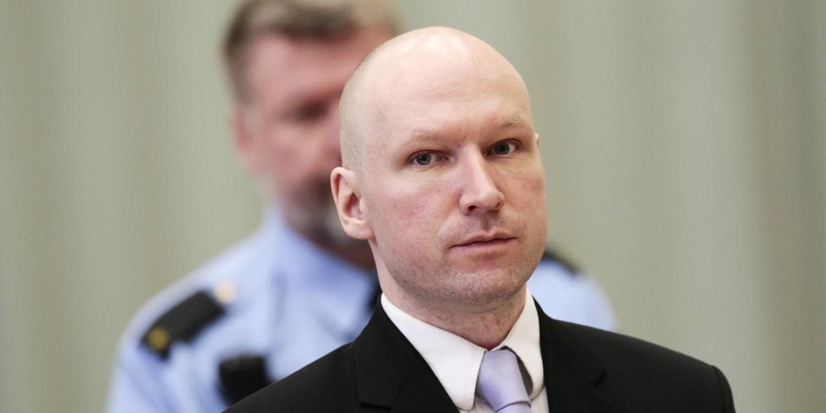 V Nórsku sa začal odvolací súd s Breivikom v prípade porušenia práv