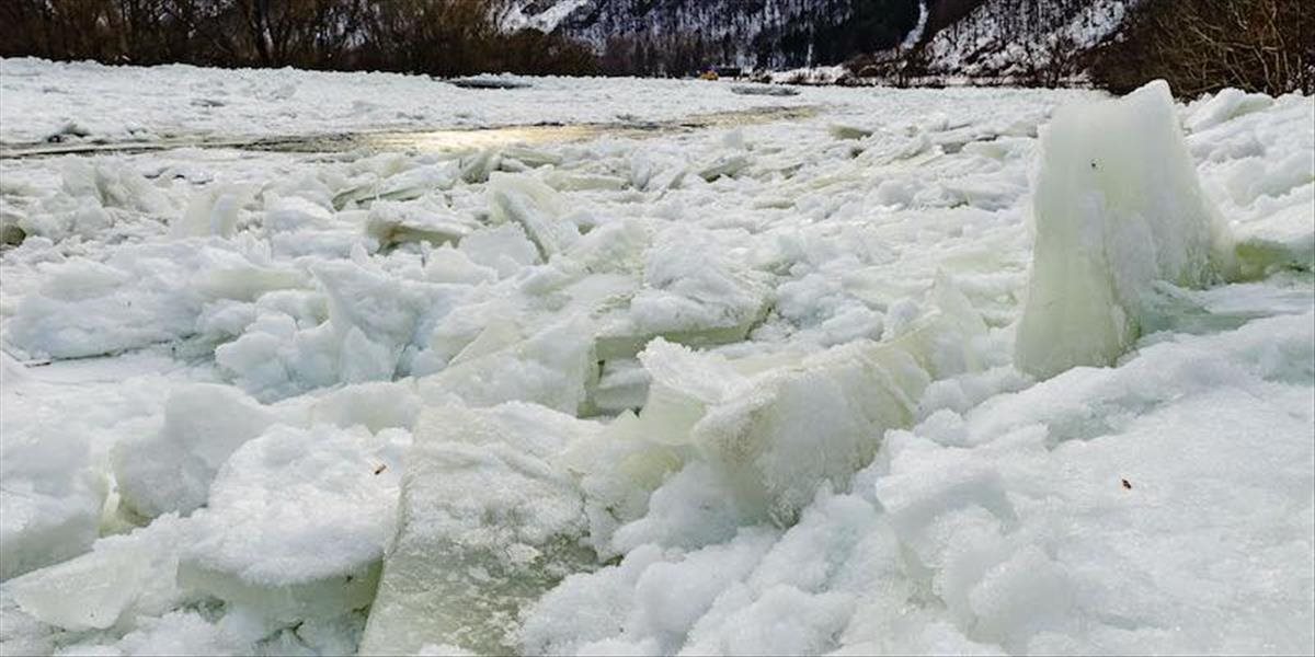 Hasiči likvidovali ľadovú povodeň vo viacerých obciach v Žilinskom kraji