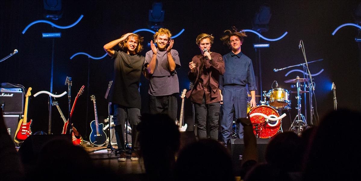 Lotyšskí indie rockeri Carnival Youth vystúpia v Košiciach