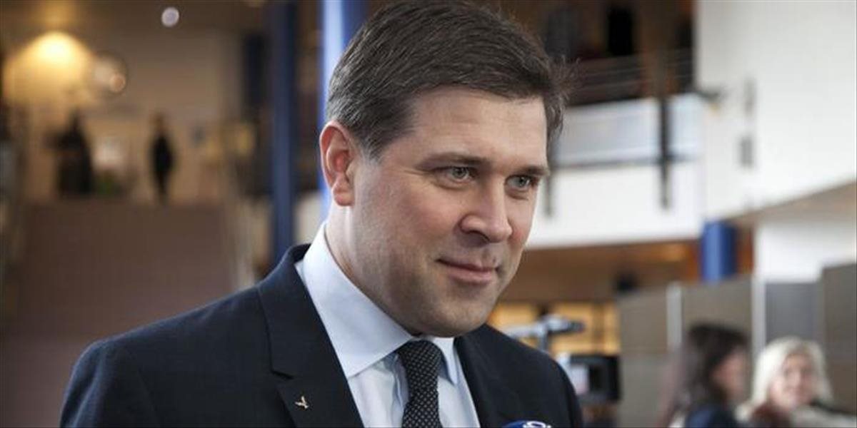 Nová islandská vláda premiéra Bjarniho Benediktssona sa ujala funkcie