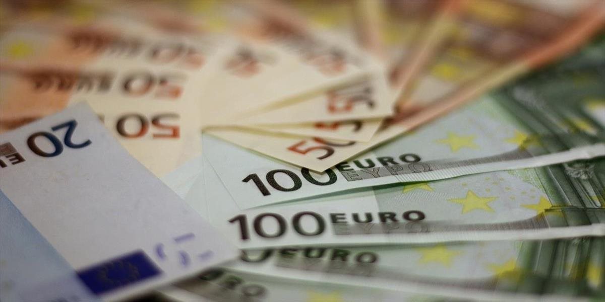 Kurz eura vzrástol na 1,0639 USD/EUR