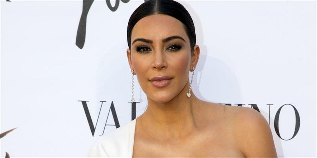 Obvinili štyroch podozrivých z prepadnutia Kim Kardashian