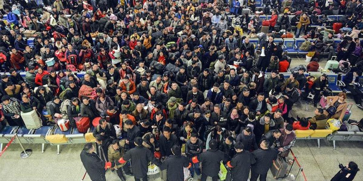 FOTO a VIDEO Novoročné sviatky v Číne: Najväčší presun obyvateľstva na svete