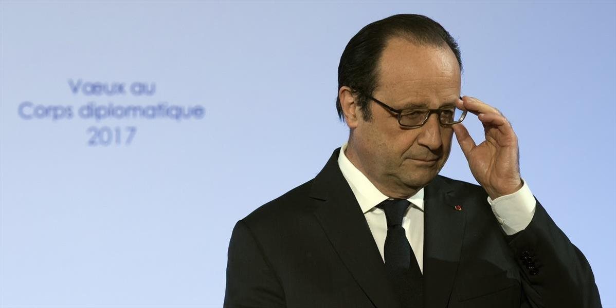 Hollande sa zúčastnil na summite v africkom Mali