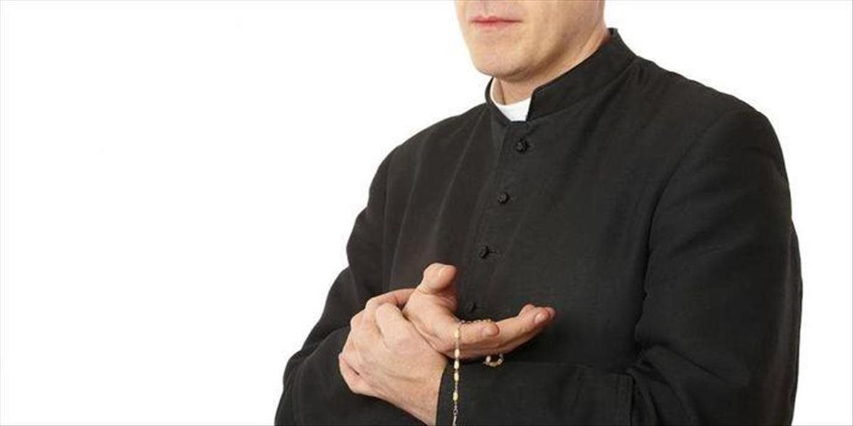 Pojednávanie s bývalým kňazom pre znásilnenie bude pokračovať v marci