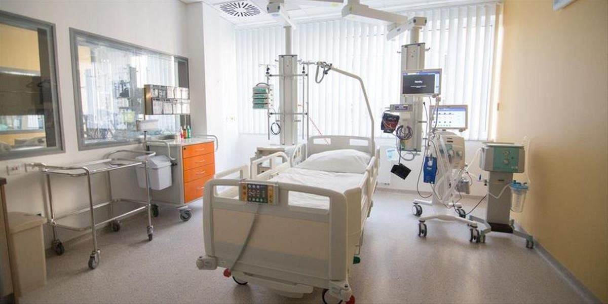 Bojnická nemocnica bojuje s nedostatkom lôžok na oddeleniach