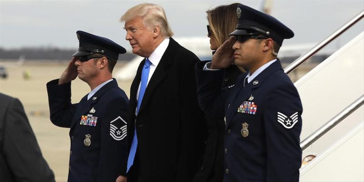 FOTO Donald Trump priletel do Washingtonu pred piatkovou inauguráciou