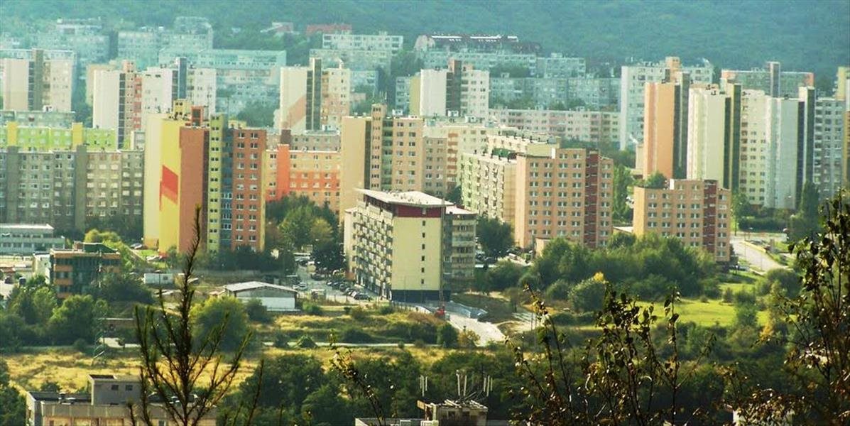 Bratislava chce vo februári začať stavať náhradné byty v Dúbravke
