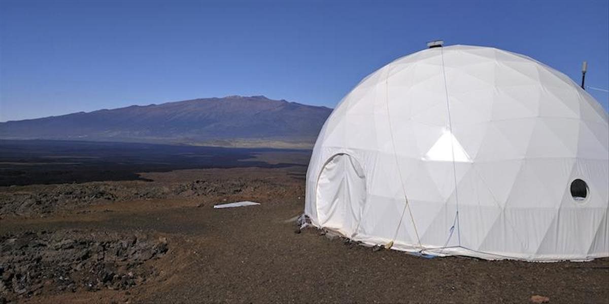 Na Havaji sa začal osemmesačný experiment pre misiu na Mars