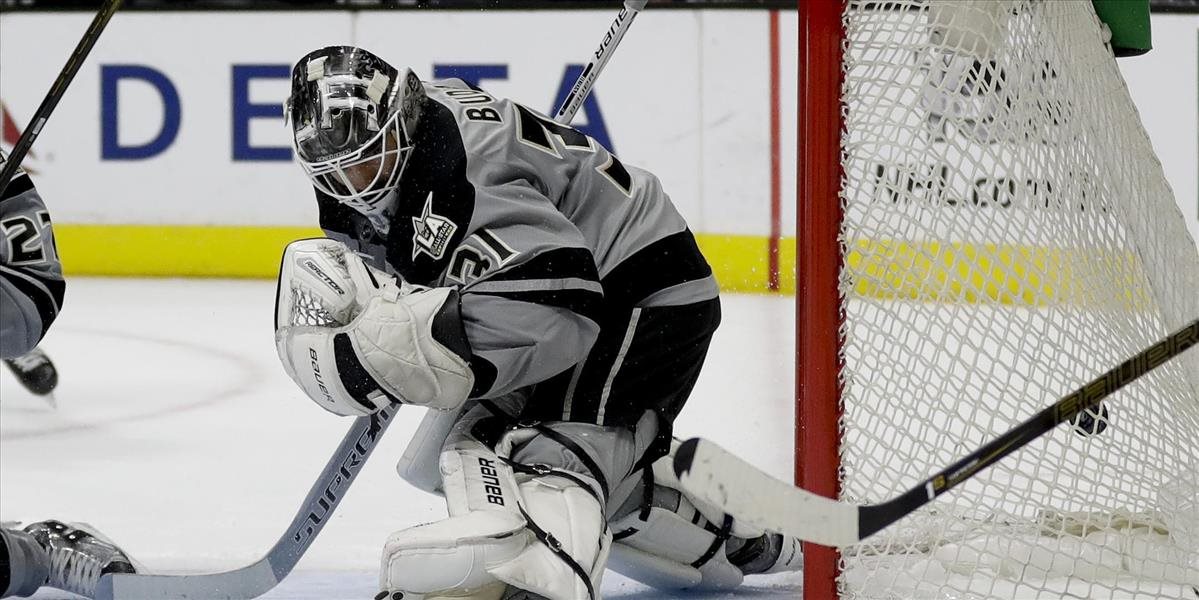 NHL: Budaj trikrát inkasoval, Kings prehrali s Islanders, návrat Marinčina