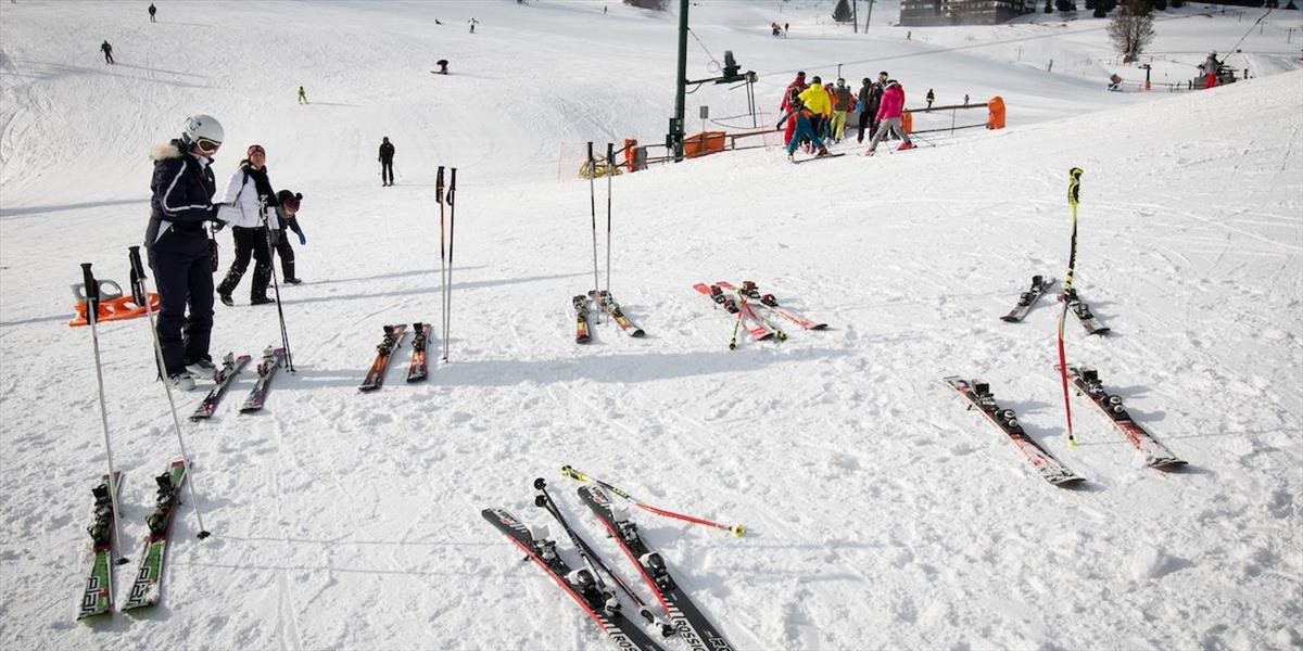 Úrazy môžu lyžovačku nielen skomplikovať, ale aj predražiť