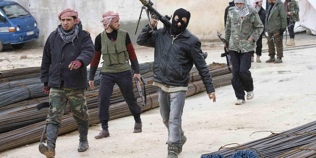Džihádistickí povstalci v Sýrii zaútočili na pozície Slobodnej sýrskej armády