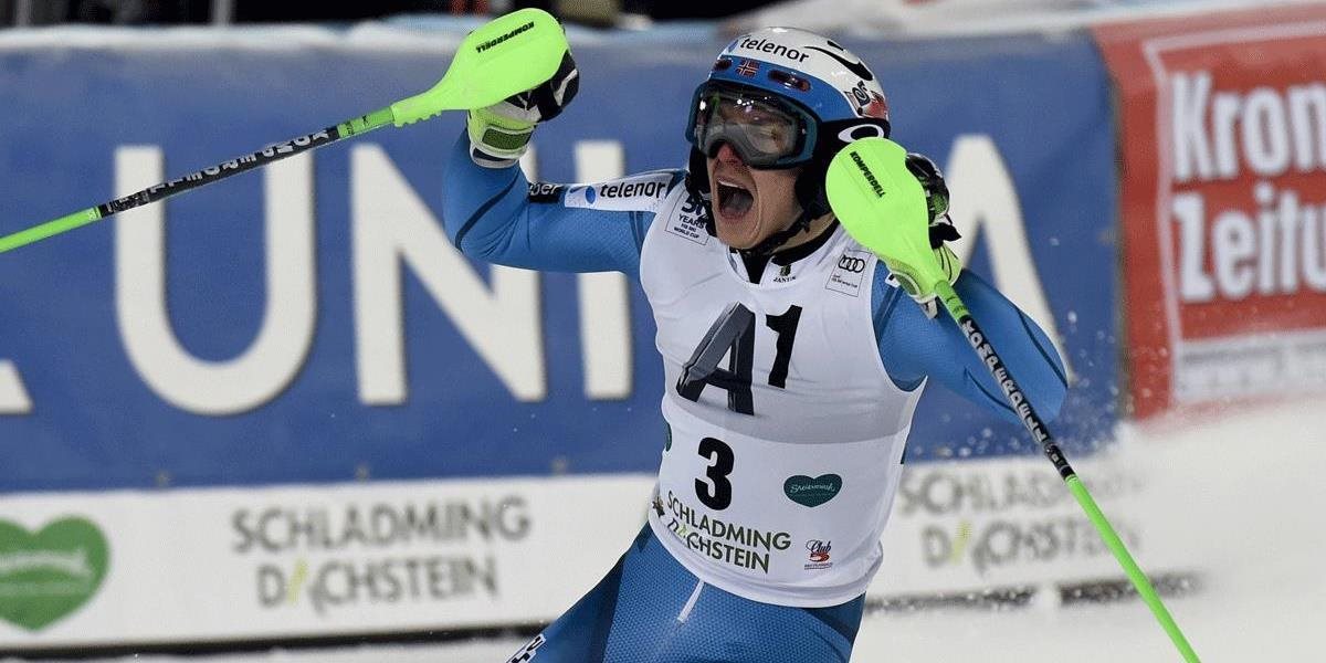Kristoffersen obhájil triumf prestížneho večerného slalomu v Schladmingu
