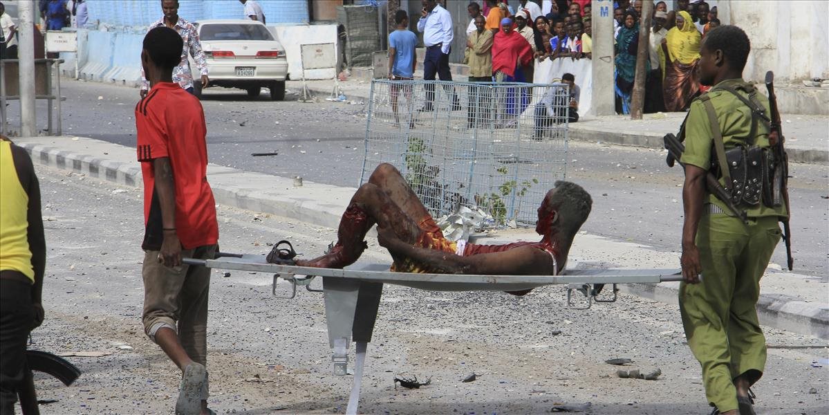 Počet obetí útoku na hotel v Somálsku sa zvýšil na 26