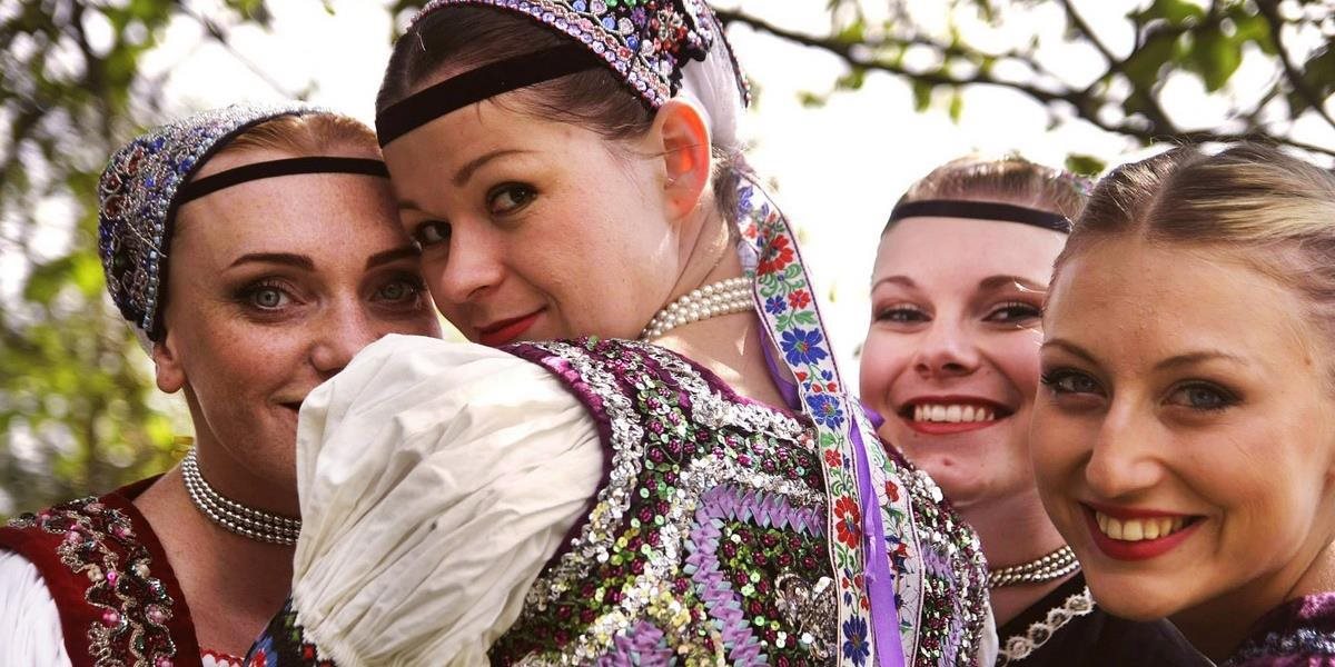 Štartuje folklórna šou Zem spieva, súťaží aj tanečná skupina Kumšt