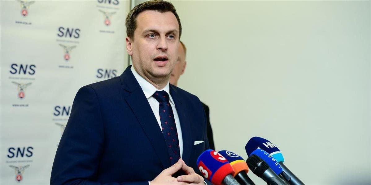 Danko chce uznesením parlamentu vyzvať Holjenčíka, aby odstúpil z funkcie