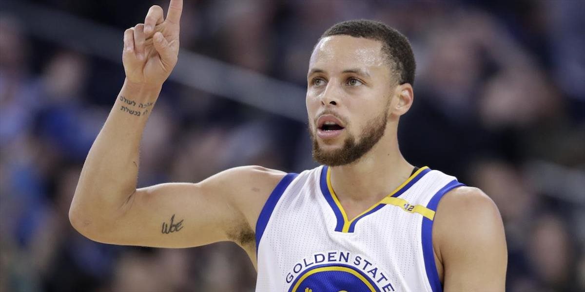 NBA: Curry očaril jedenástimi trojkami za tri štvrtiny