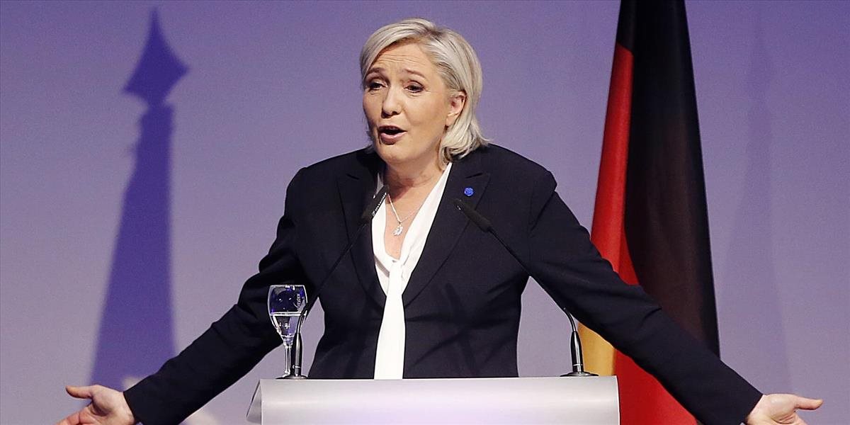 Národný front v prípade víťazstva Le Penovej vypíše referendum