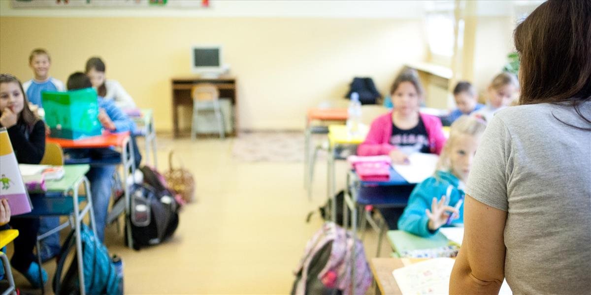 Komisia ŠPÚ chce viac hodín dejepisu v základných školách