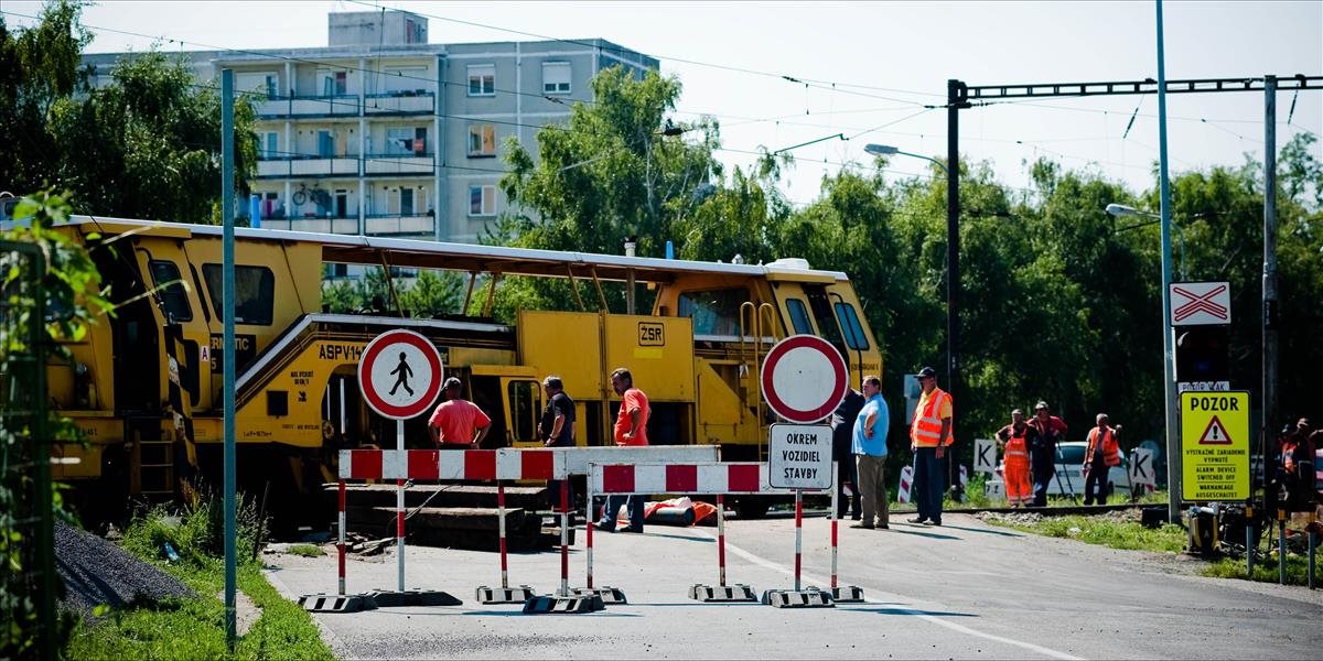 ŽSR idú zvyšovať bezpečnosť na železničných priecestiach za 2,46 mil. eur
