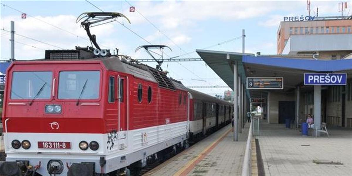 Železnice označia 55 vlakových staníc na Slovensku dvojjazyčnými názvami