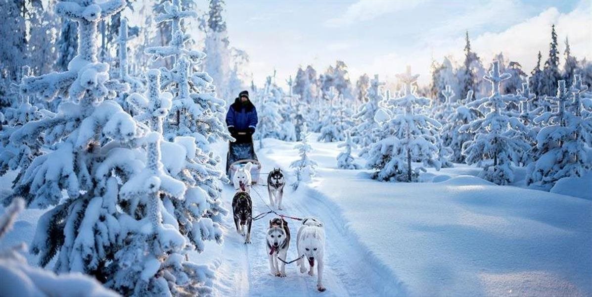 Obyvatelia Laponska oslavujú svoj národný sviatok