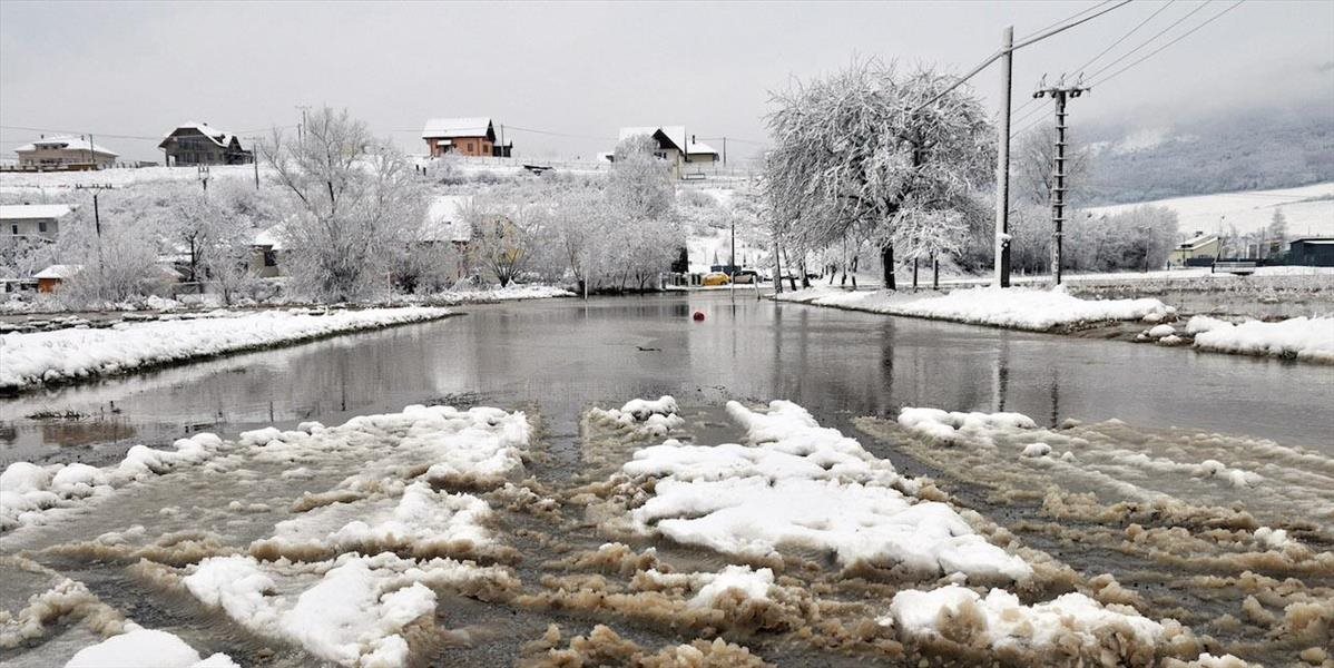 Východ Slovenska potrápi vietor a snehové záveje, hrozia aj povodne!