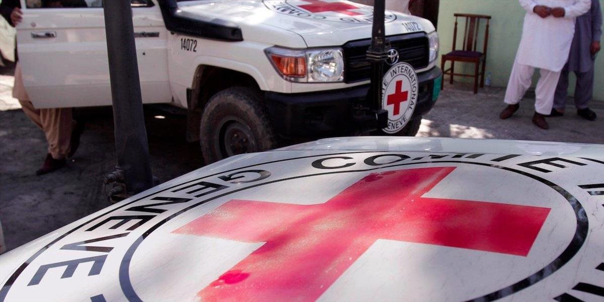 Červený kríž až do objasnenia násilia prerušil svoje pôsobenie v Afganistane